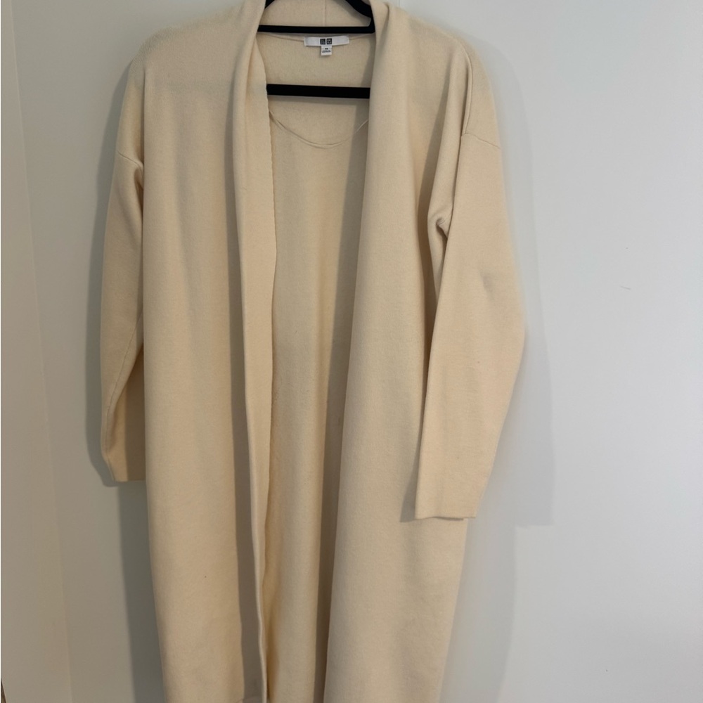 Uniqlo Women's Beige Open Front Cardigan
